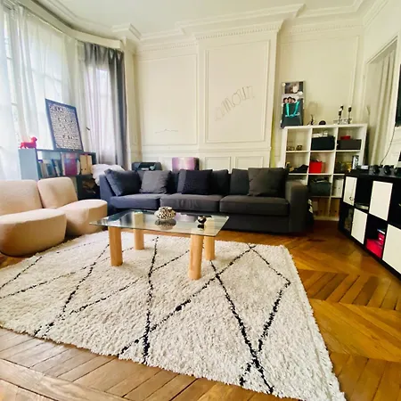 Gorgeous 3 Bedroom At Eiffel Tower, *