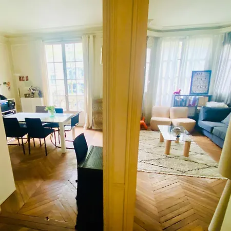Gorgeous 3 Bedroom At Eiffel Tower, 公寓 *